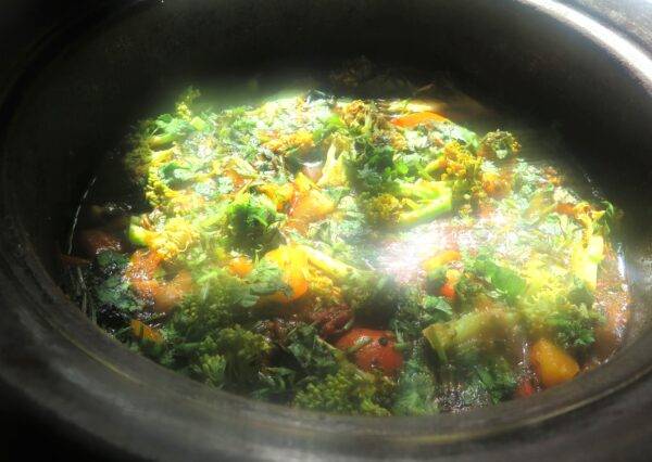 Broccoli, Bell Pepper, and Lentil Soup made in 100 percent non-toxic MEC clay pot